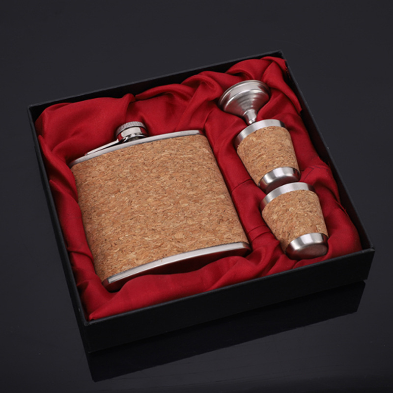 Wine Beer And Spirits - 8Oz Draagbare Flagon Heupfles Set Doek