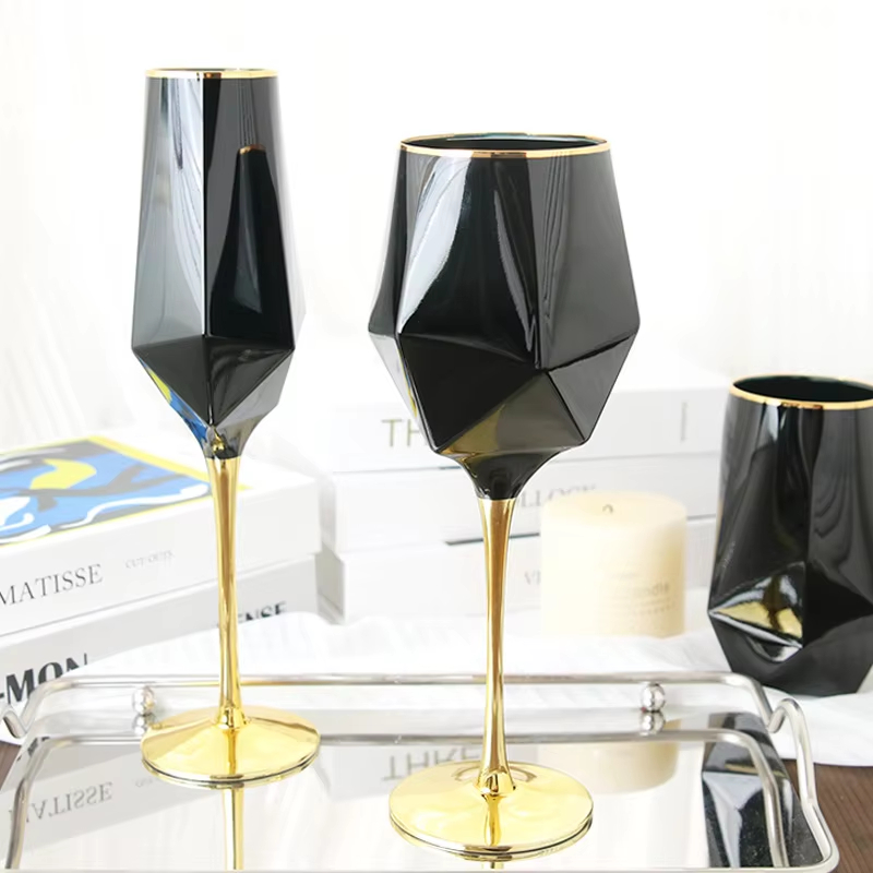 Puur zwart kristal gouden rand - Wine Beer Whiskey recensie en prijs